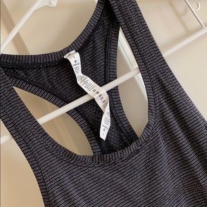 Like new lululemon swiftly tank, sparkly, size 2
